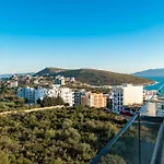 Day Lux Premium Ξενοδοχείο με διαμερίσματα 3*
