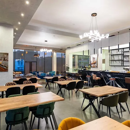 Day Lux Premium Апарт-отель