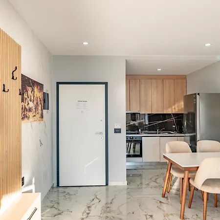 Апарт-отель Day Lux Premium 3*