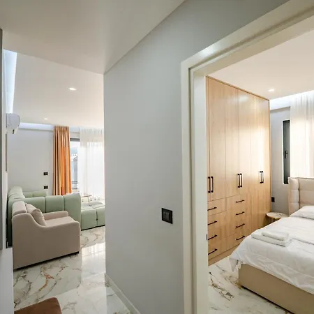 Day Lux Premium 3* Саранда