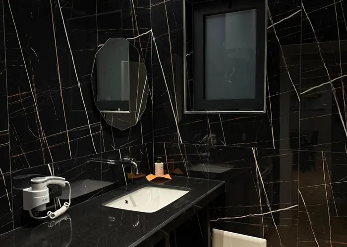 Day Lux Premium 3* Sarandë