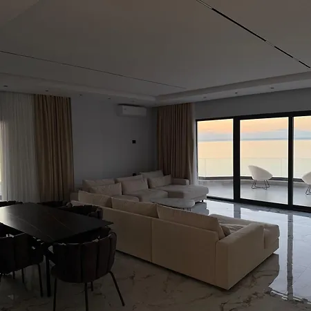 Aparthotel Day Lux Premium Sarande