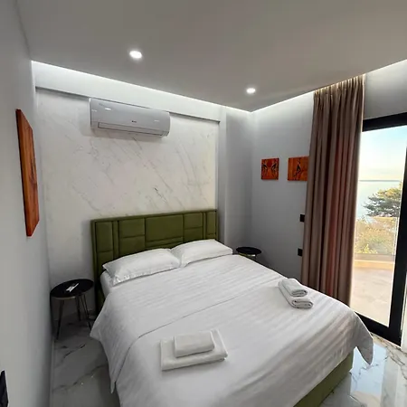 Day Lux Premium Aparthotel *