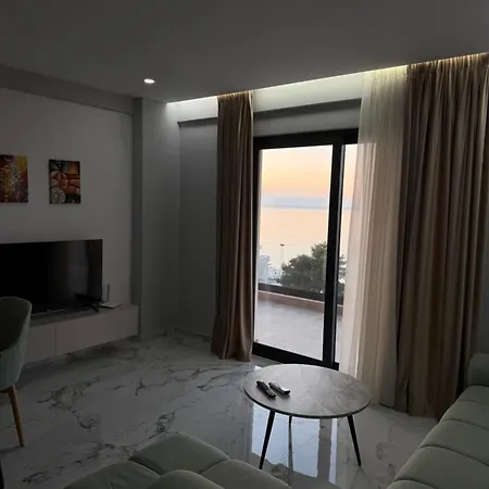 Aparthotel Day Lux Premium 3*