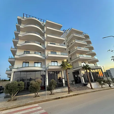 Day Lux Premium Aparthotel