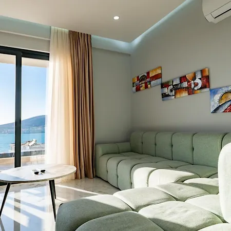 Day Lux Premium Aparthotel