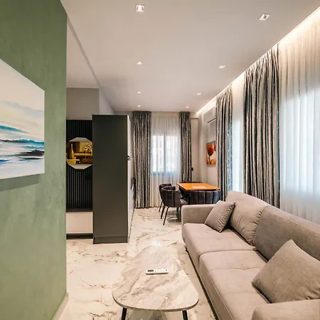 Day Lux Premium Aparthotel Sarandë