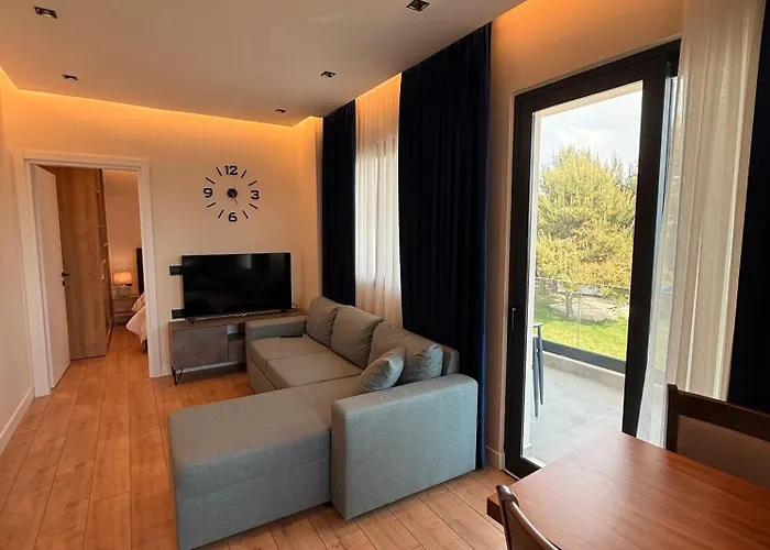 Day Lux Premium 3* Sarandë